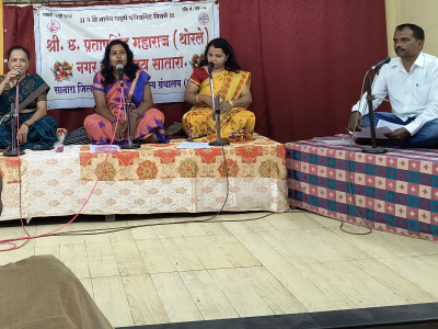 जयवंत दळवी यांच्या निवडक साहित्याचे अभिवाचन करताना मिलिंद कांबळे
