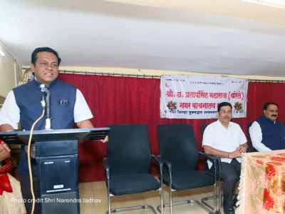 श्री विनोद कुलकर्णी प्रास्ताविक करतांना