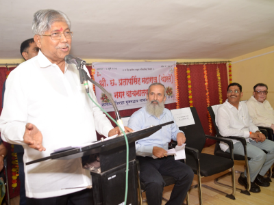 आदरणीय चंद्रकांतदादा पाटील मार्गदर्शन करताना